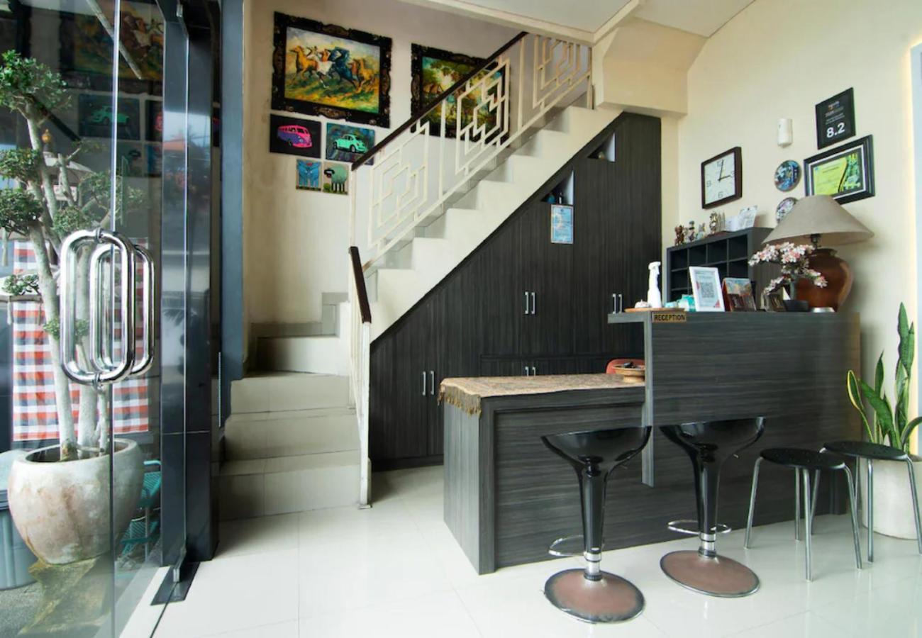 OYO 914 Batukaru Garden 5 Sevilla Residence Canggu Dış mekan fotoğraf